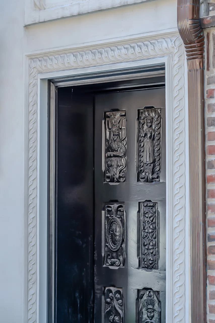 866 Lexington Avenue details photo 5