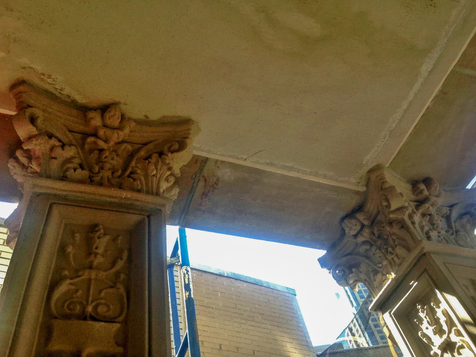 2 Riverside Drive details photo 9