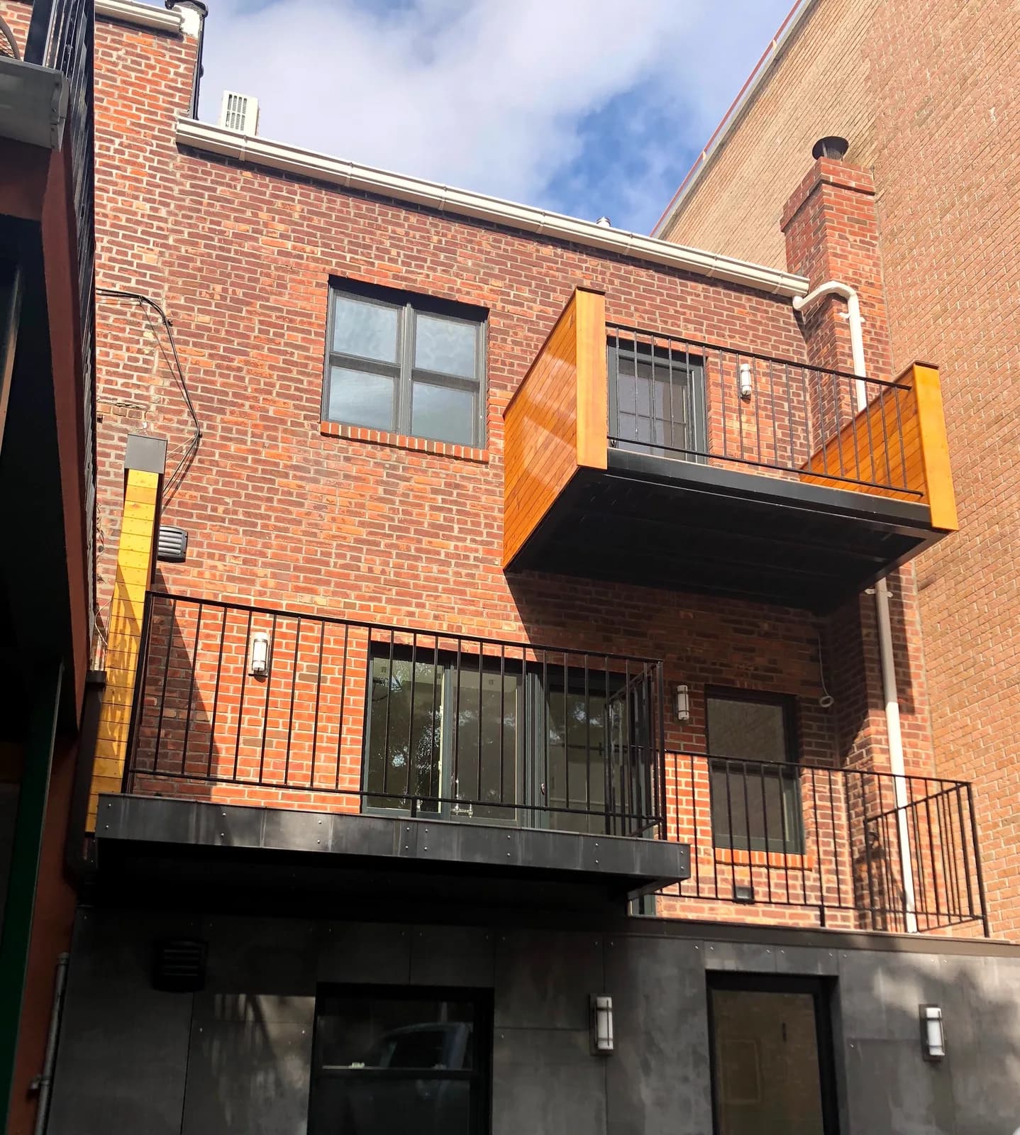 Vorkas exteriors photo 2