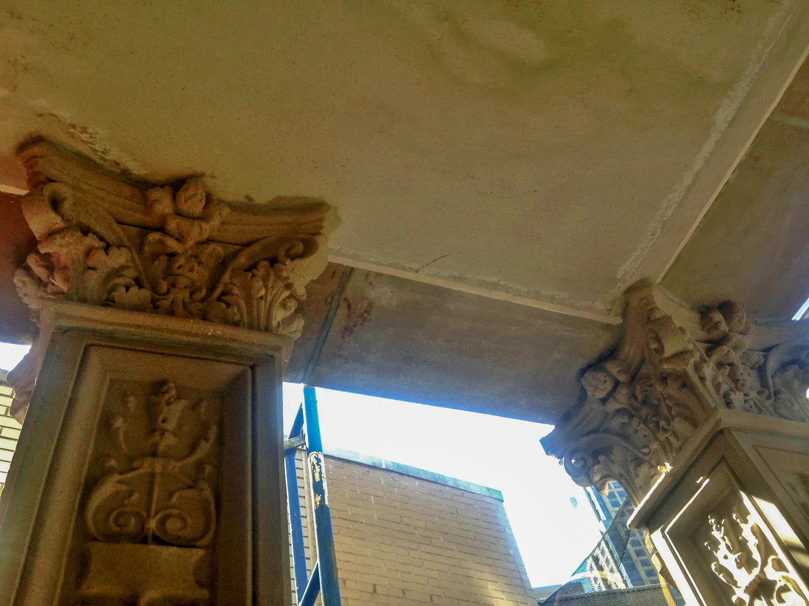 2 Riverside Drive details photo 9