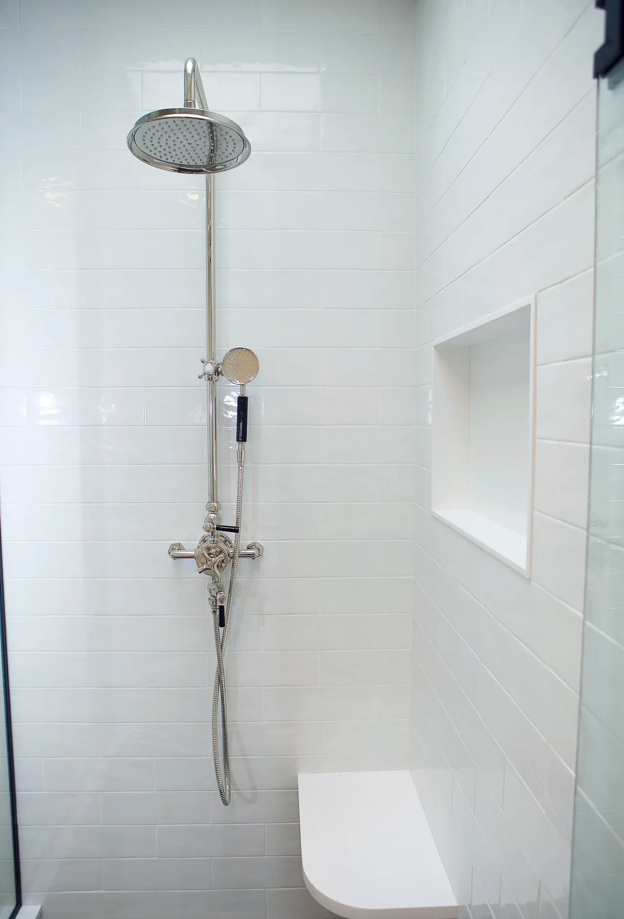 20-09 37th Street interiors photo 8