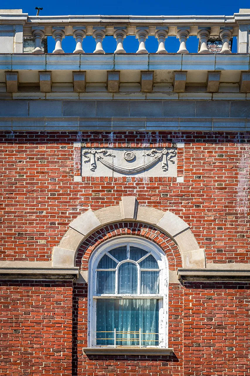 Jackson Heights details photo 4